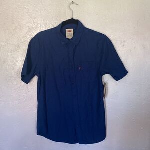 NWT Men’s Levi’s Button Down Shirt Blue Size Small